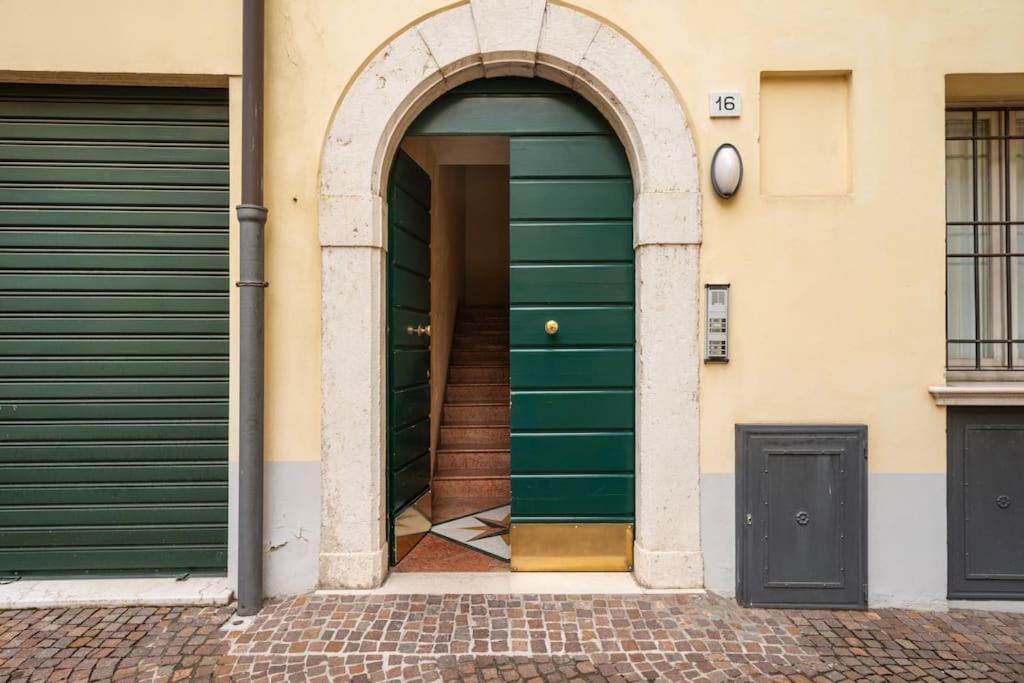 Duomo Apartment Brescia Eksteriør billede